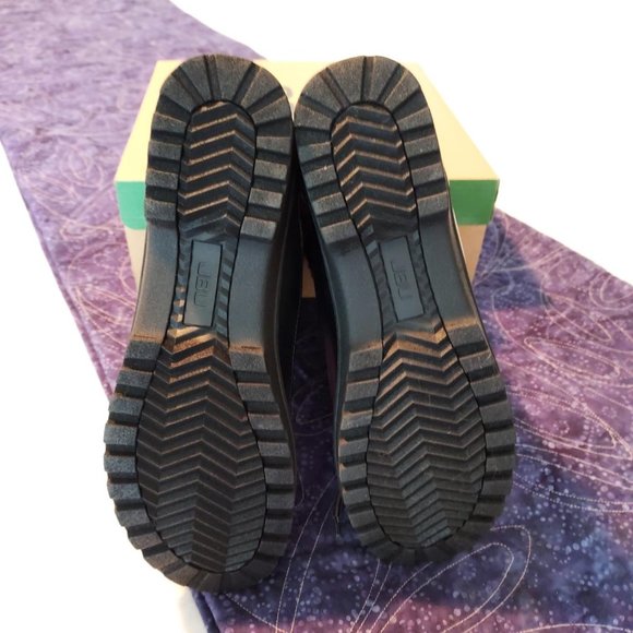 NIB JBU Northgate herringbone faux fur booties, women's size 8 - Picture 5 of 7